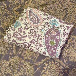 Pottery Barn Twin Duvet Cover Purple Pink Blue on White Paisley